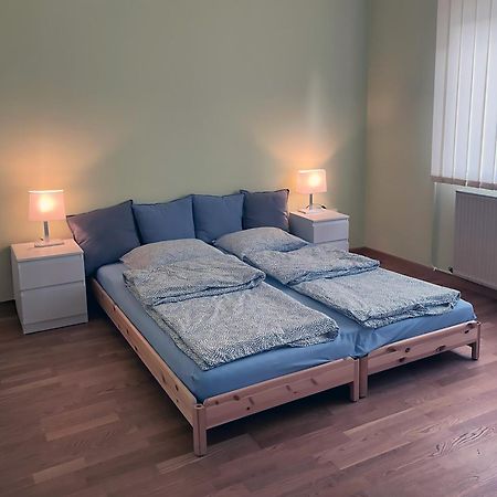 Affordable And Newly Renovated 1-Bedroom Apartment Kraljevo Exterior foto