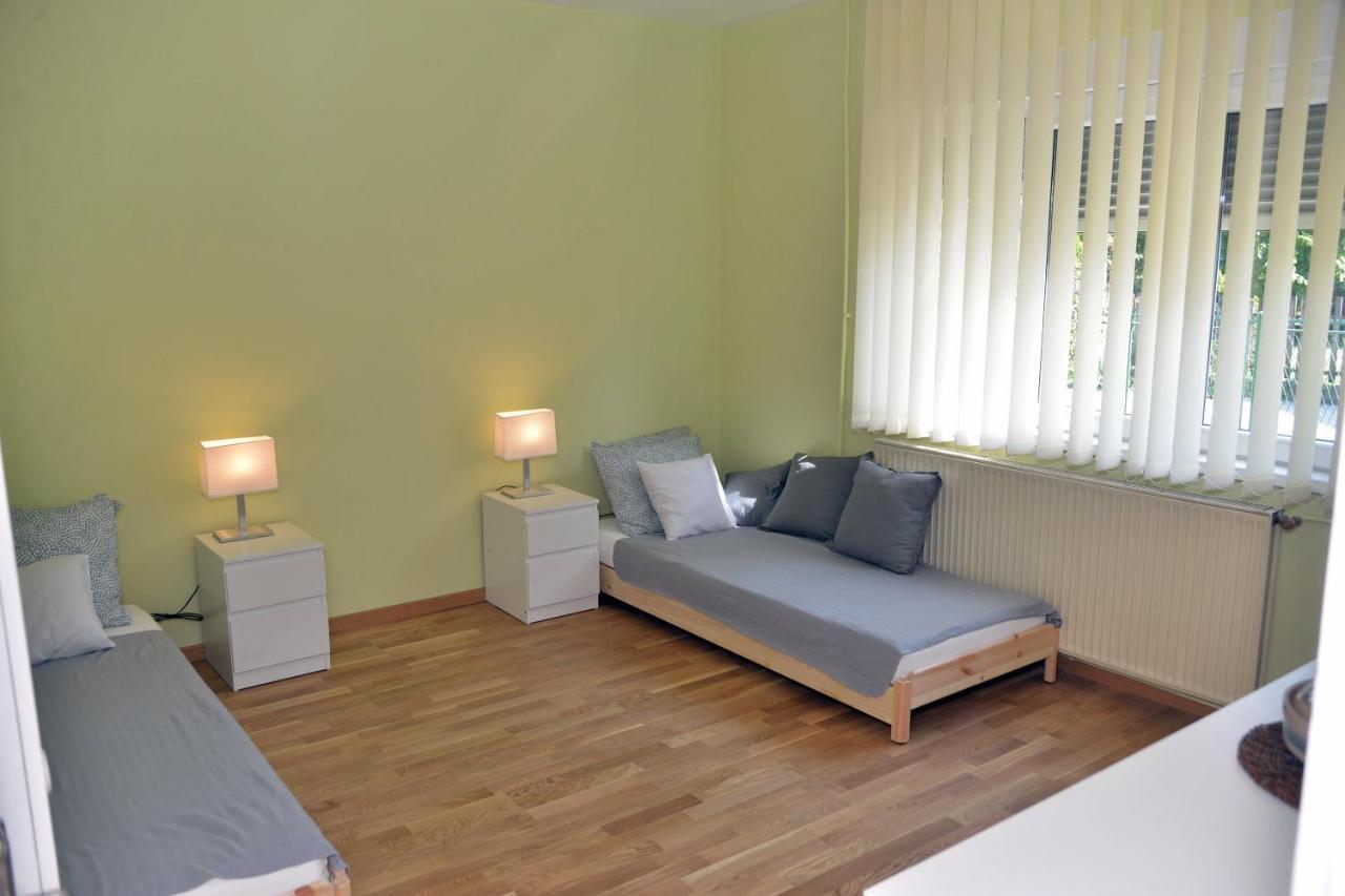 Affordable And Newly Renovated 1-Bedroom Apartment Kraljevo Exterior foto